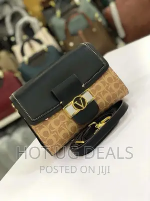 Ladies Designer Classic Handbag- Black