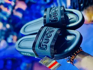 Original Gucci Push in Sandals