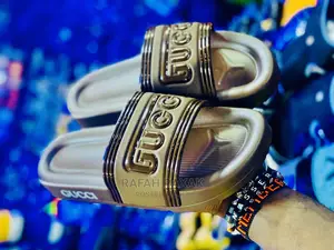 Original Gucci Push In’S