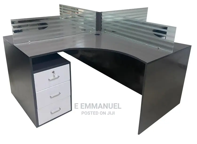 4 Seater Workstation