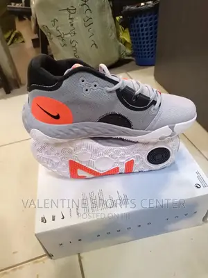 Basketball Shoes Original Nike All Different Colours Sizes