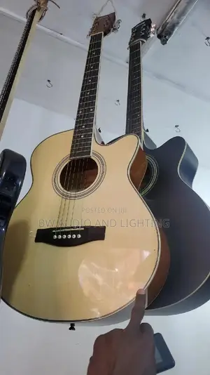 Accoustic Box GUITAR