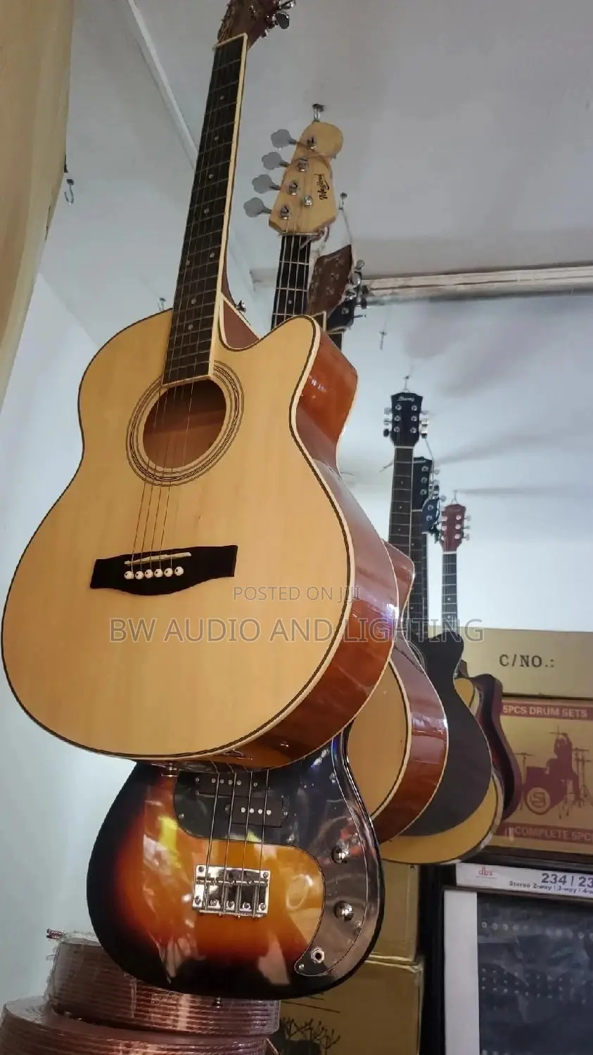 Accoustic Box GUITAR