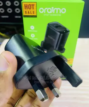 Oraimo Firefly 3 Fast Charging Adapter + USB -C / iPhone