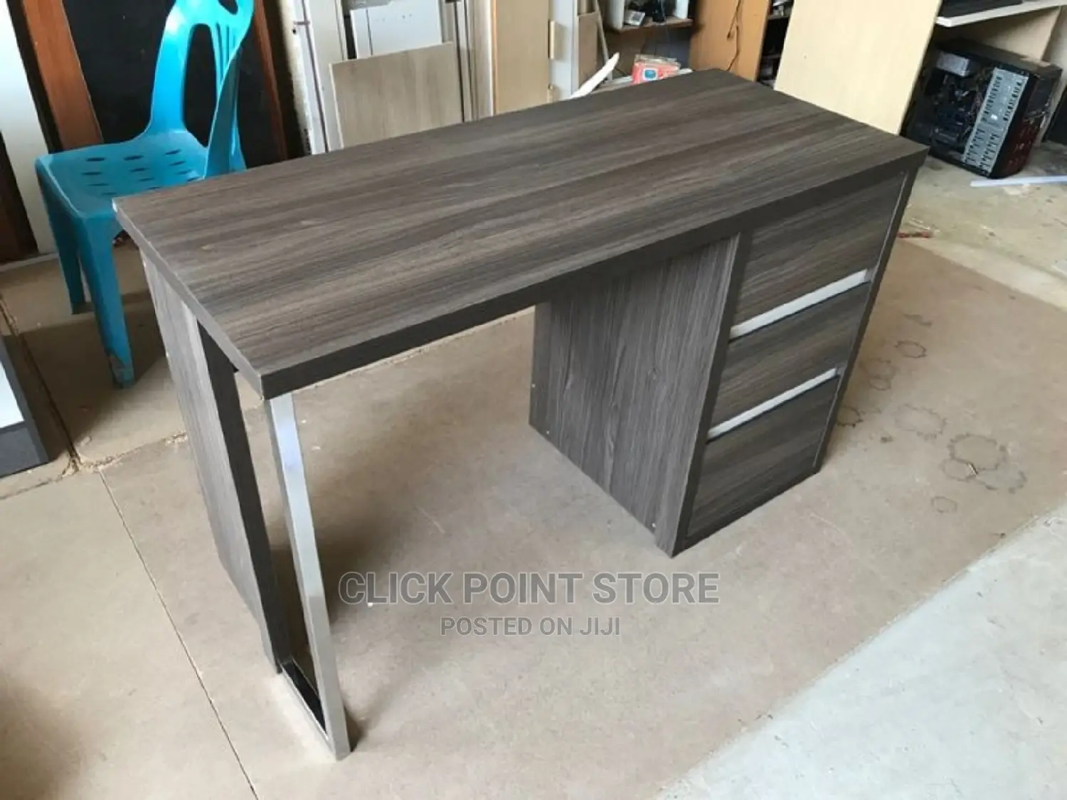 Office Table/Walnut Office Table/Office Tables/ Office Table