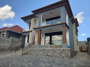 Furnished 6bdrm Mansion in Kira Posh, Central Division for Sale