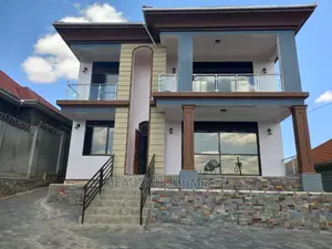 Furnished 6bdrm Mansion in Kira for Sale