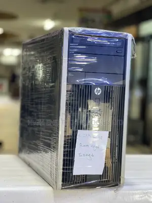 Desktop Computer Fujitsu Esprimo D957/E85+ 6GB Intel Core i5 HDD 512GB