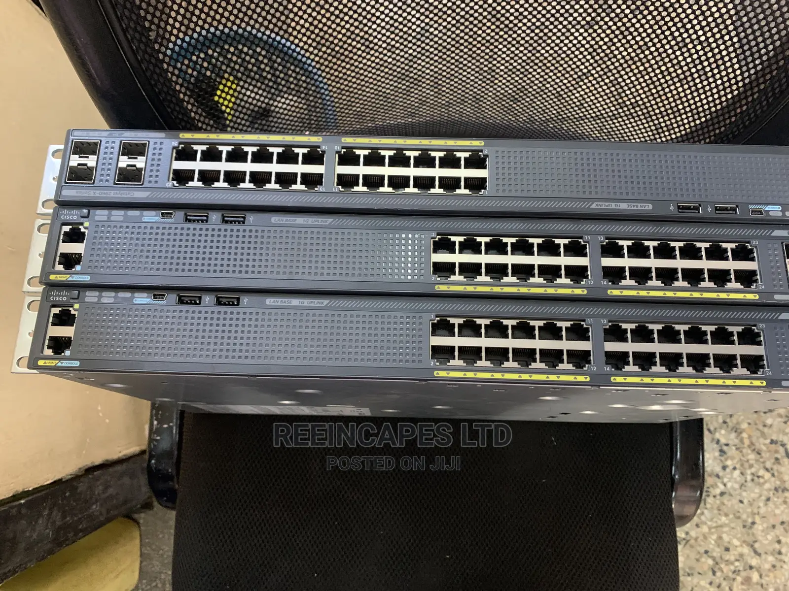 2960x-24 Port