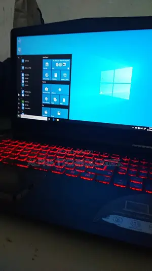 Laptop Lenovo Legion Y520 8GB Intel Core I7 SSD 512GB