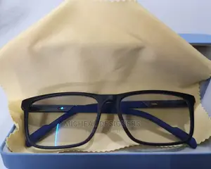 Photo Chromic Lenses and Genuine Frames