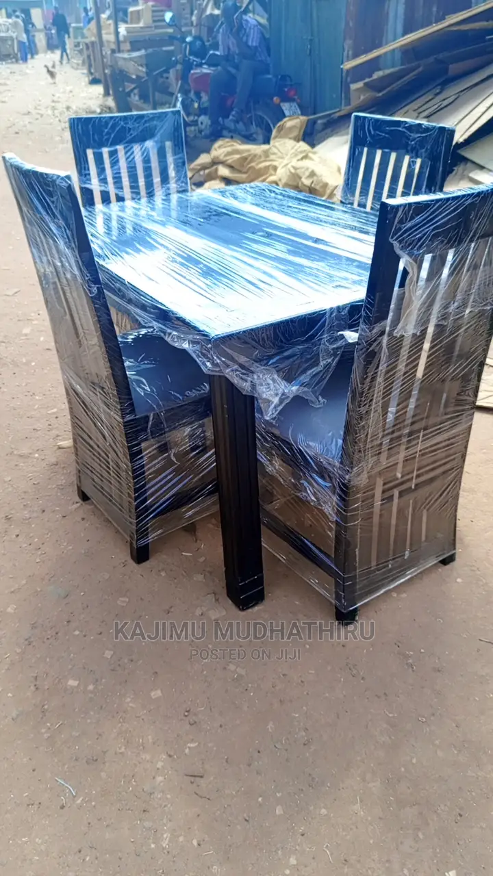 Dinning Tables 4seaters