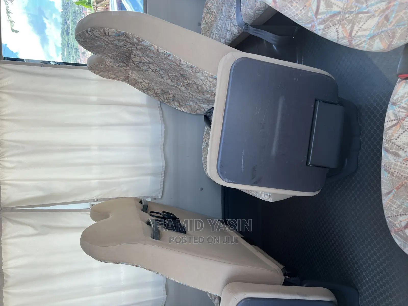 Mitsubishi Fuso Rosa 2010 White