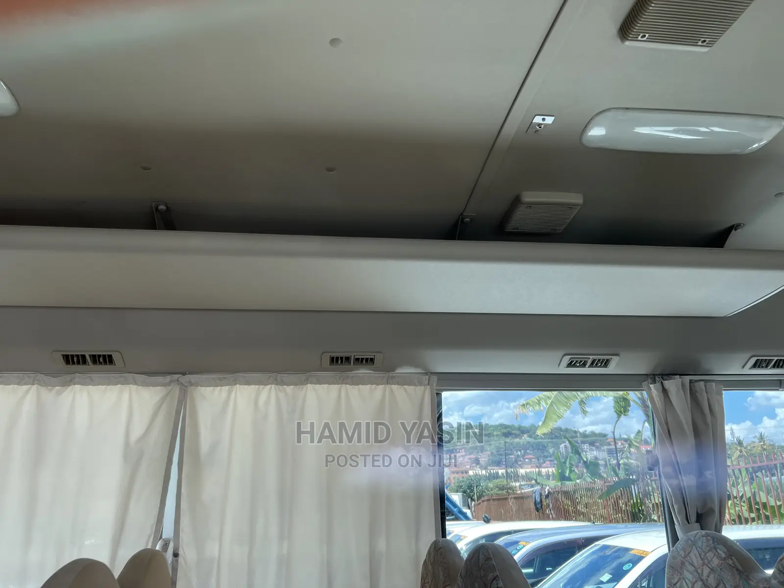 Mitsubishi Fuso Rosa 2010 White