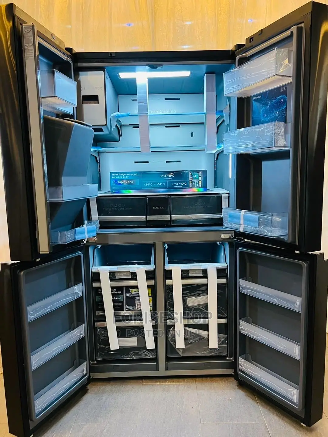 Hisense 680litres Smart Fridge With a Dispenser Ice Maker