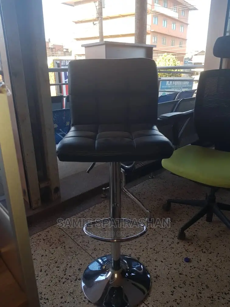 Makeup Chair