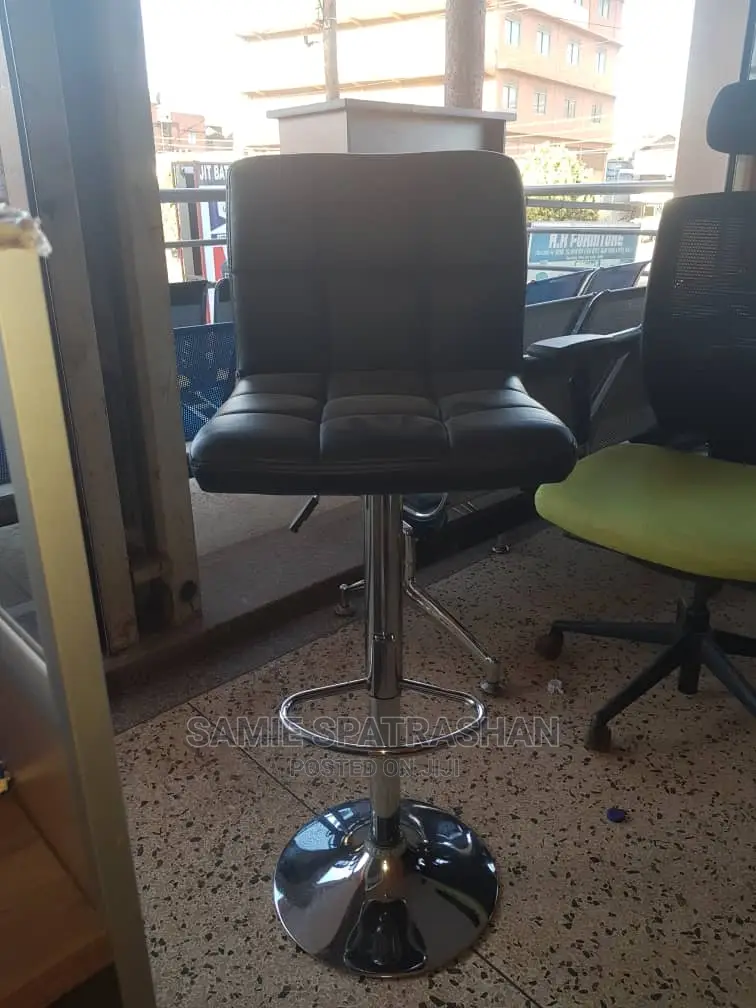 Makeup Chair