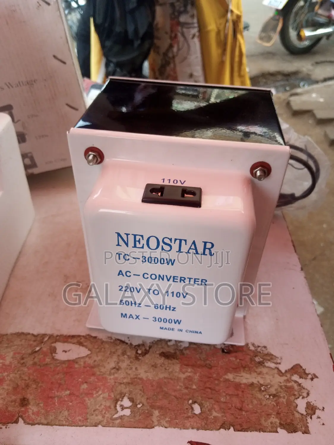 3000w Stepdown Voltage Convertor From 110v to 220v Transform