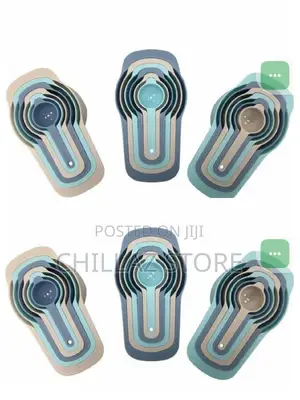 Plastic Measuring Spoons Set.