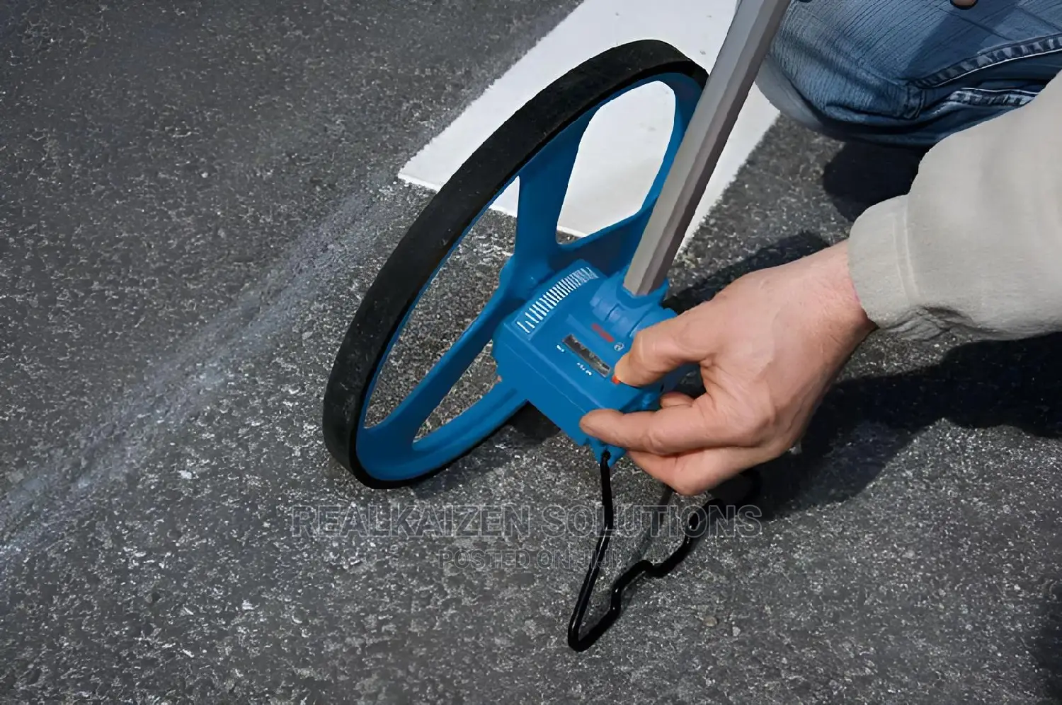 BOSCH Professional Measuring Wheel 32cm | 1m | Range 9999.9m