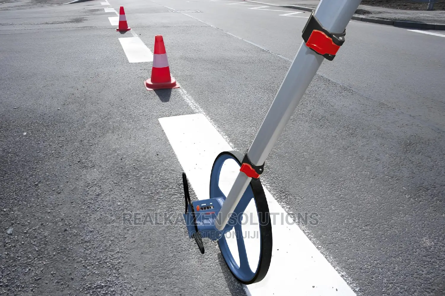 BOSCH Professional Measuring Wheel 32cm | 1m | Range 9999.9m