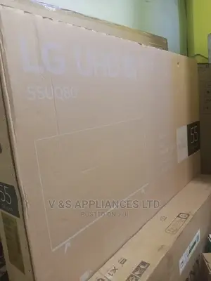 55 LG Uq80