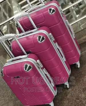 4 Wheels Waterproof Plastic Travel Suitcase