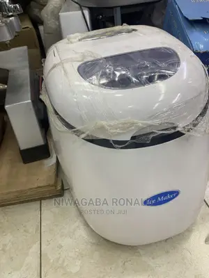 Ice Maker Machine