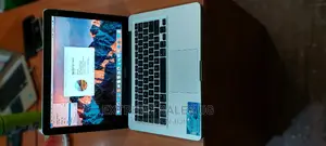 Laptop Apple MacBook Pro 2012 4GB Intel Core I5 HDD 256GB