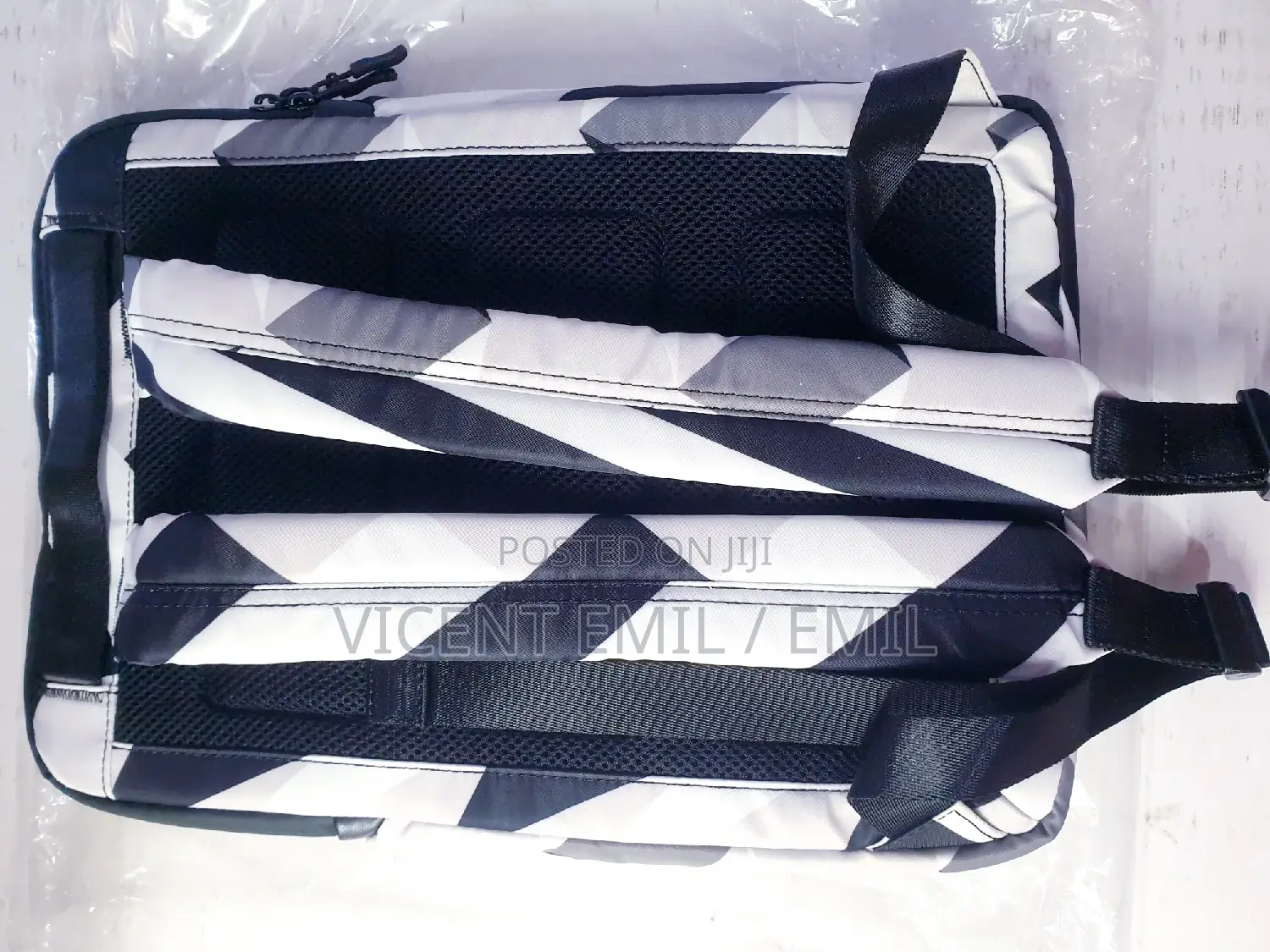 Laptop Bag 4