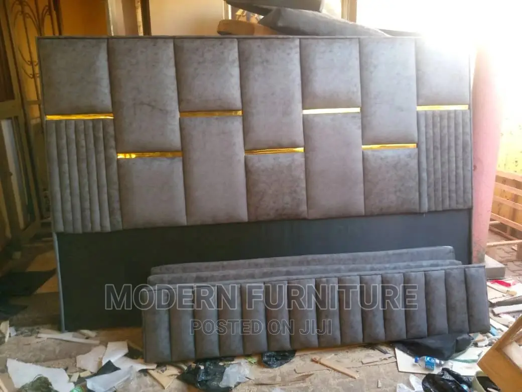 Sofa With Three Seaters Call On