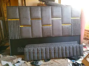 Sofa With Three Seaters Call On