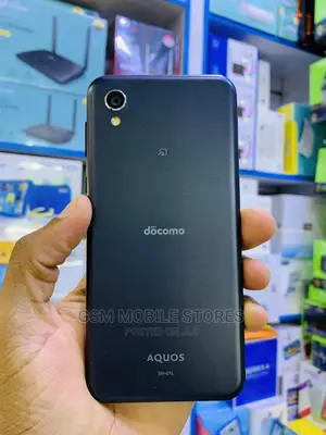 Sharp Aquos Sense 2 SHV43 32 GB Black