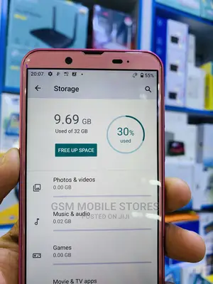 Sharp Aquos Sense 2 SHV43 32 GB Red
