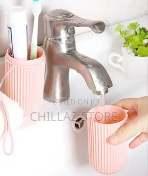 Travel Toothbrush Holder.