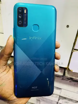 Infinix Hot 9 Play 32 GB Blue