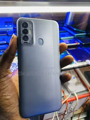 Tecno Camon 18i 128 GB Gray