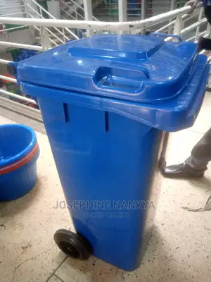 120 Dust Bin With Wheels