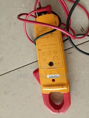 Fluke Clamp Meter