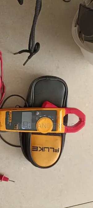 Fluke Clamp Meter