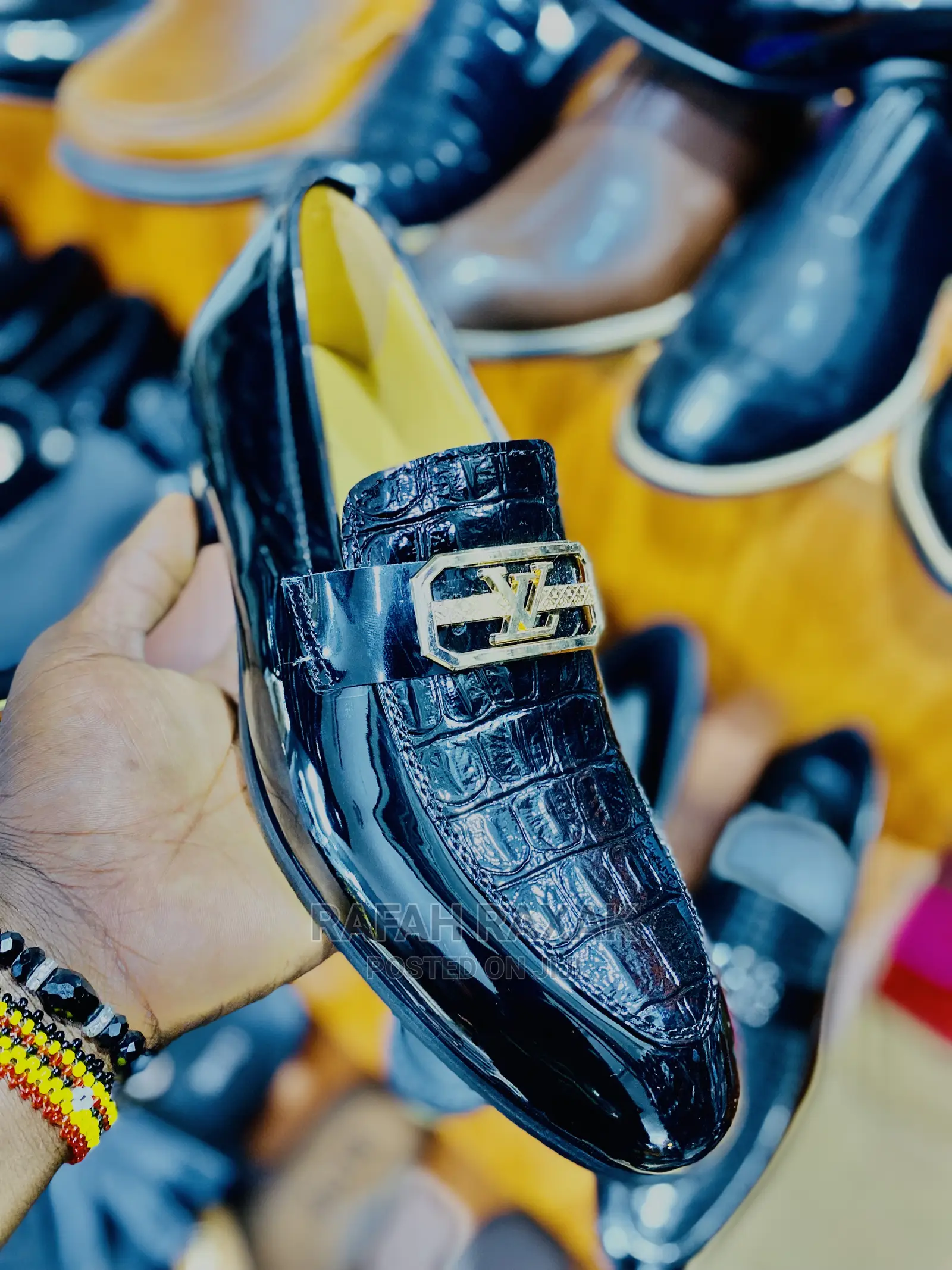 Original Louis Vuitton Shinny Gentle Shoes