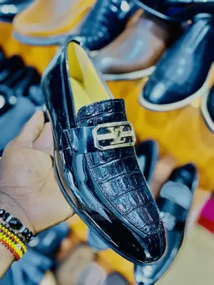 Original Louis Vuitton Shinny Gentle Shoes