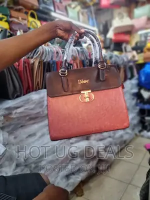 Ladies Classic Handbag
