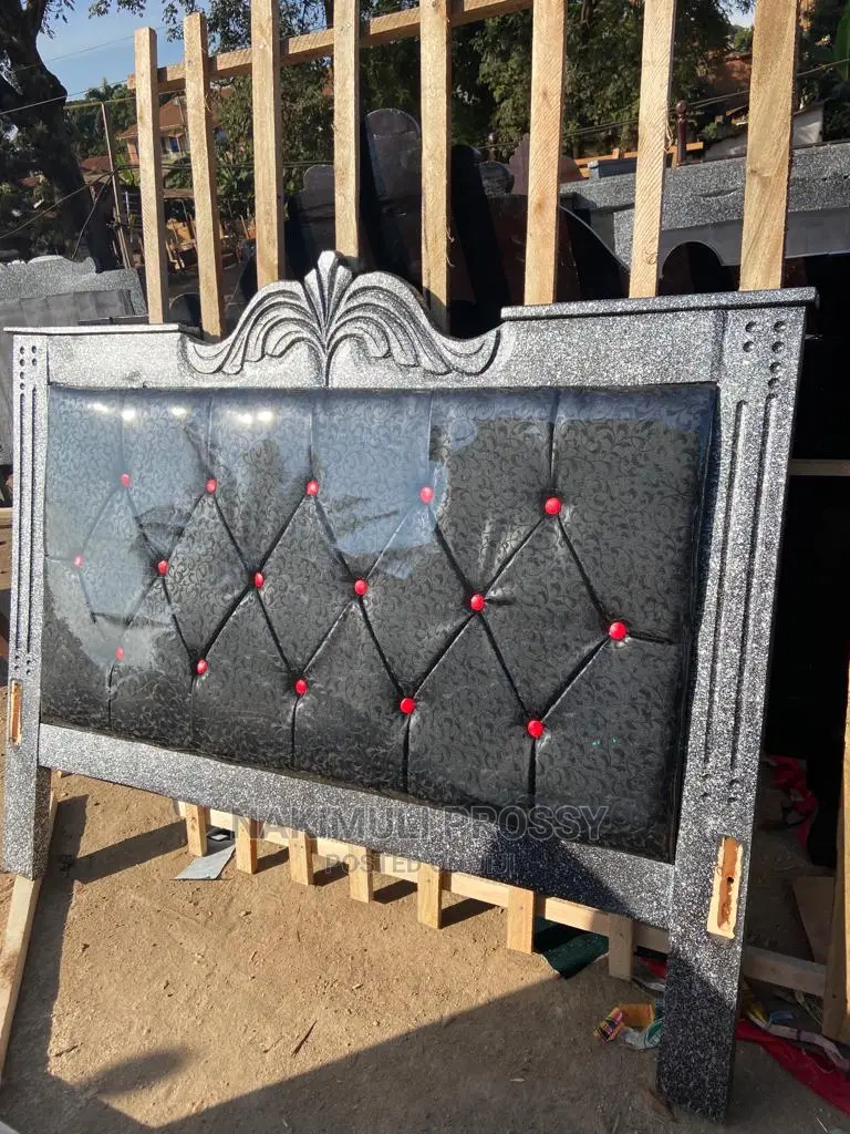 5x6 Leather Bed Black