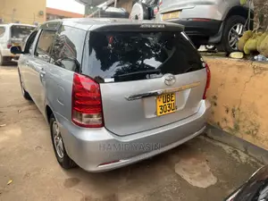 Toyota Wish 2007 Silver