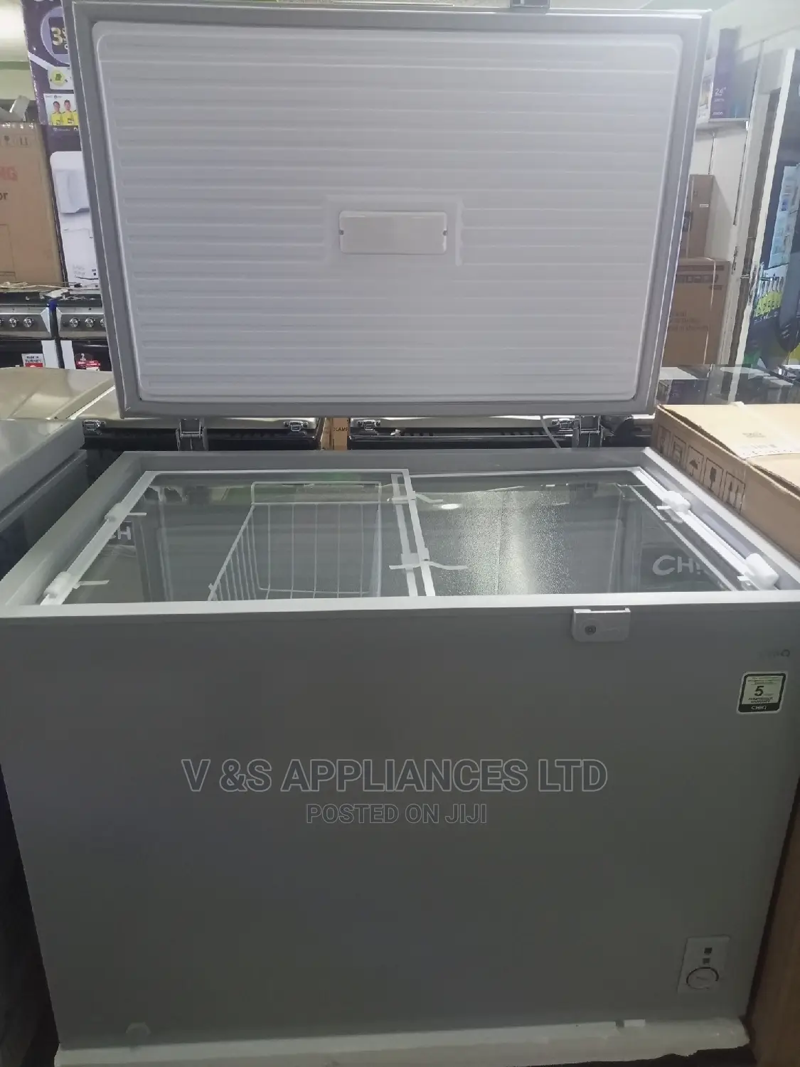 380l Chiq Chest Freezer