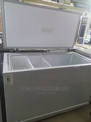 380l Chiq Chest Freezer