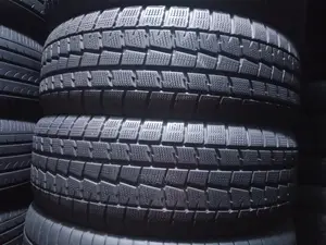 215/60r16 DUNLOP Good Condition
