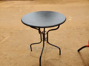 Round Table