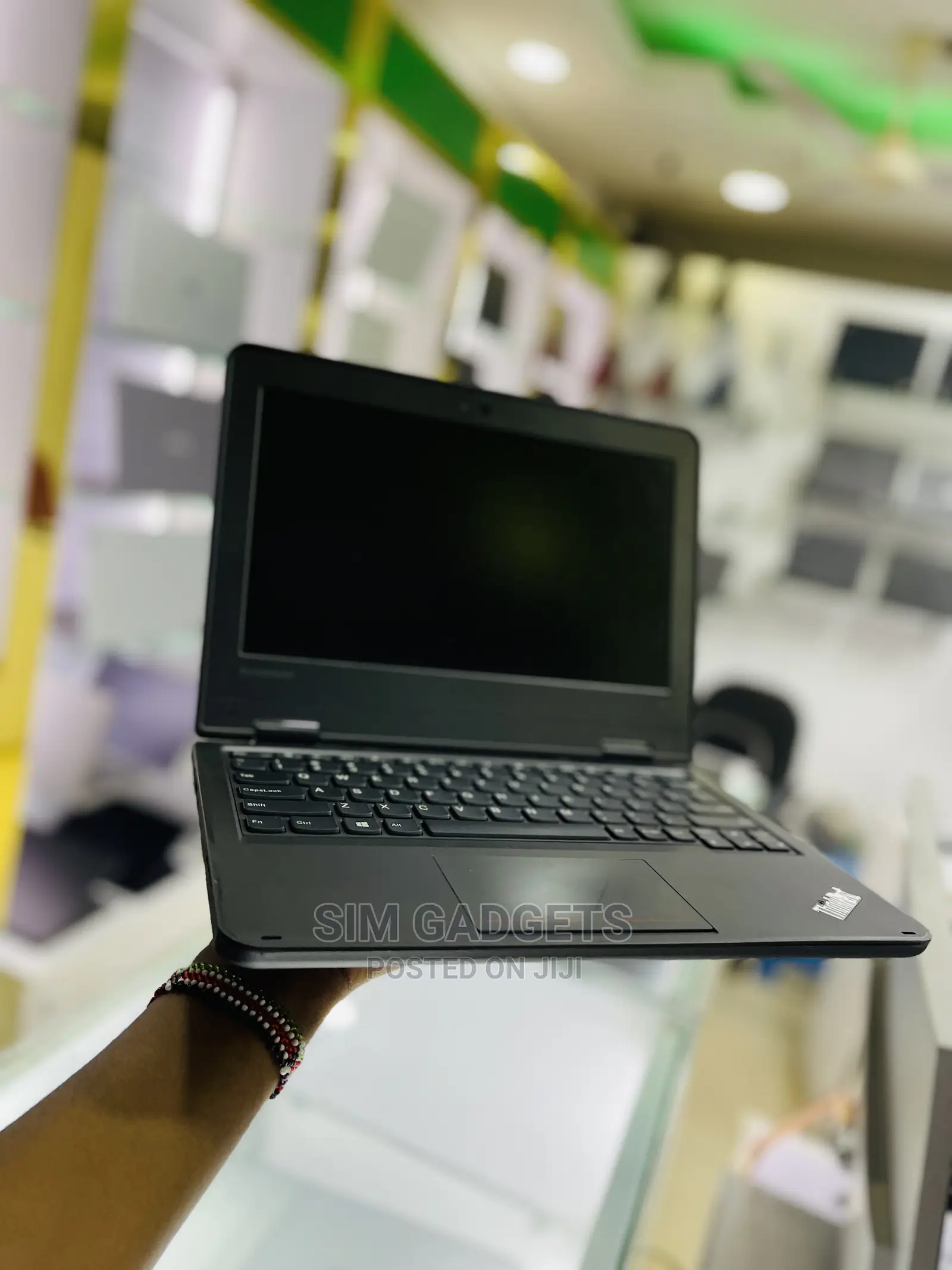 Laptop Lenovo 4GB Intel Celeron HDD 500GB